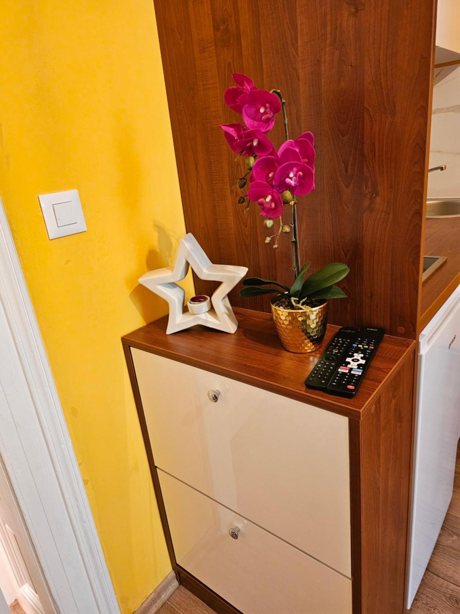 R&N Familiy Apartments Mostar Buitenkant foto