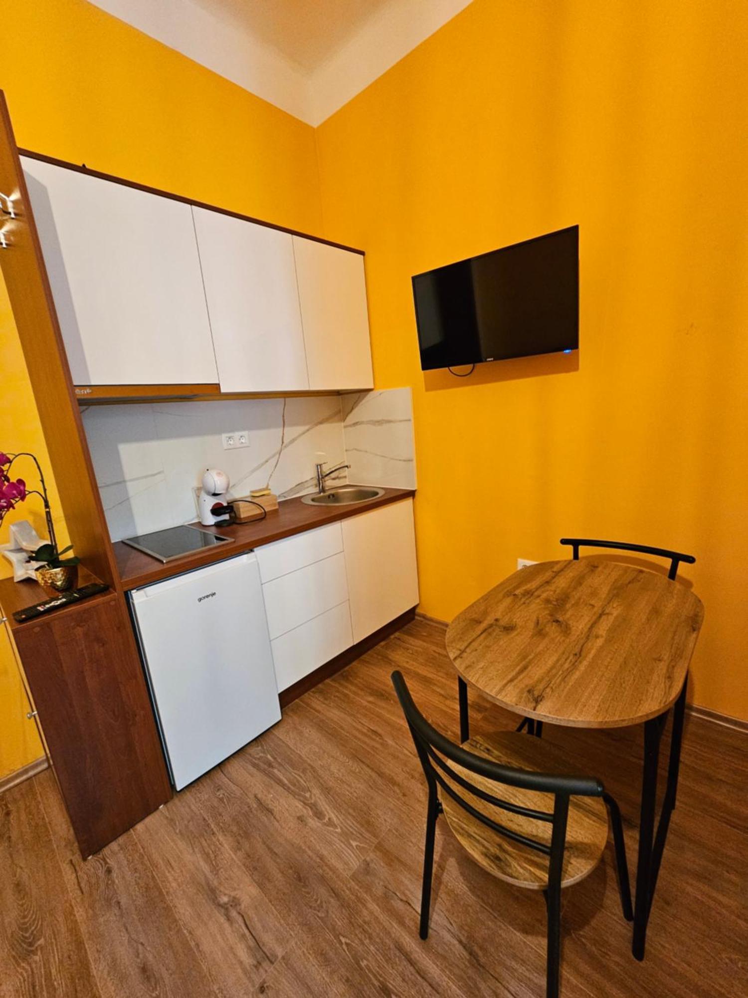 R&N Familiy Apartments Mostar Buitenkant foto